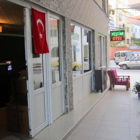 Yesim Apart